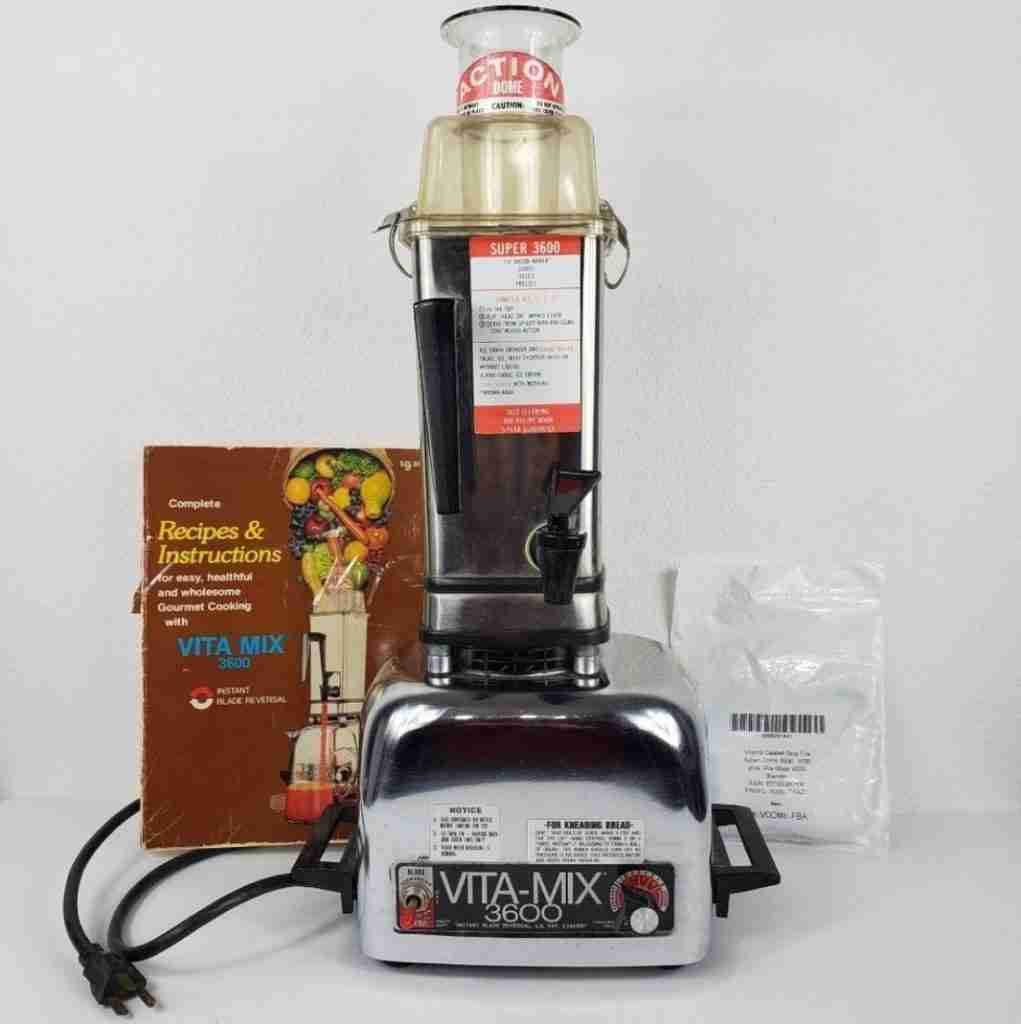 Vitamix 3600 Blender proudly designed in the USA